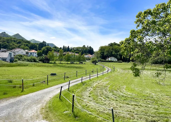 Le Domaine De Rose Holiday home *