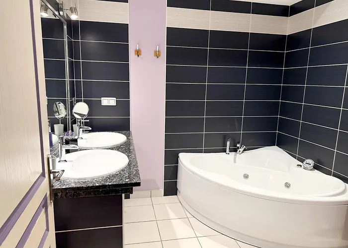 Le Domaine De Rose Holiday home *