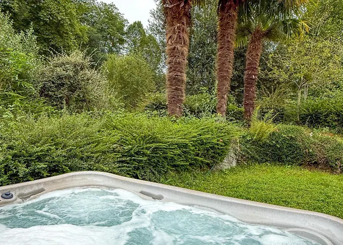 Le Domaine De Rose Lourdes